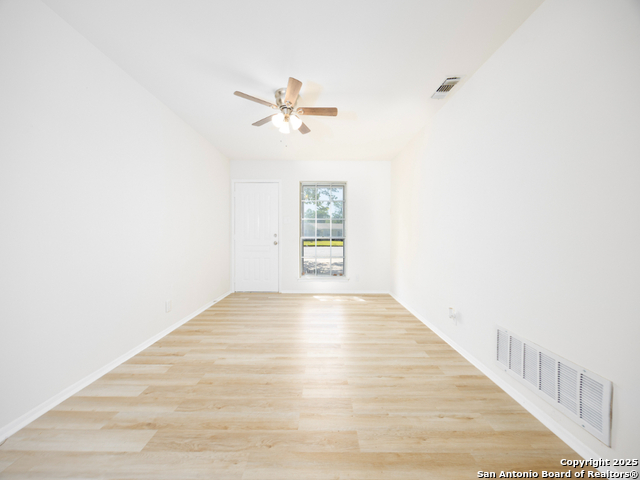 Image 2 of 15 For 8816 Oakbrook