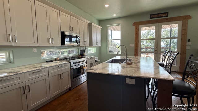 Image 3 of 40 For 270 Stacie Ann