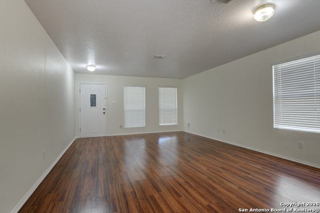 Image 16 of 26 For 6722 Loma Vino