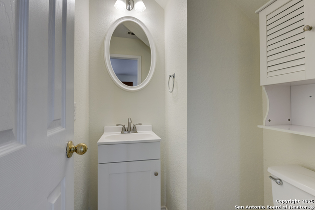 Image 18 of 26 For 6722 Loma Vino