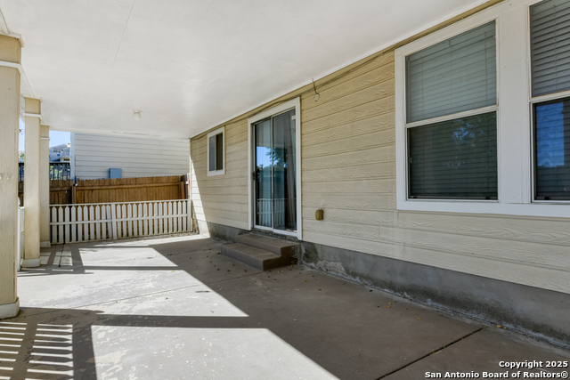 Image 25 of 26 For 6722 Loma Vino