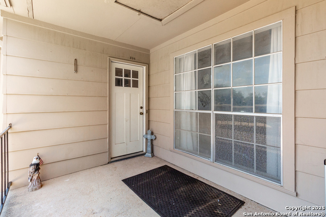 Image 20 of 27 For 7500 Callaghan Rd 336