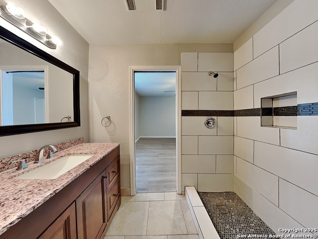 Image 8 of 12 For 14211 Cradlewood