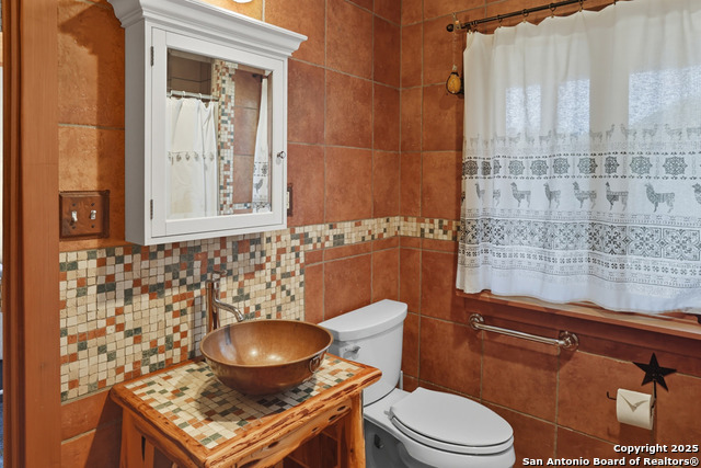 Image 18 of 50 For 474 Lost Lane