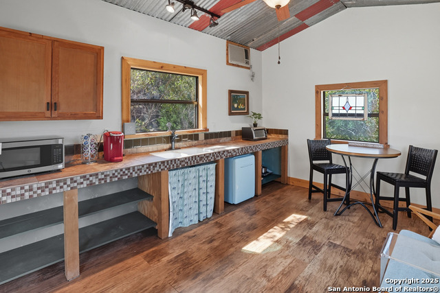 Image 43 of 50 For 474 Lost Lane