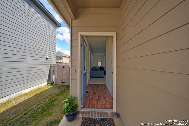 Image 3 of 26 For 415 Deer Crest