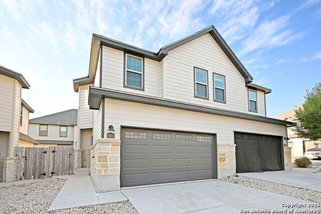 Details for 1661 Barrett, New Braunfels, TX 78130