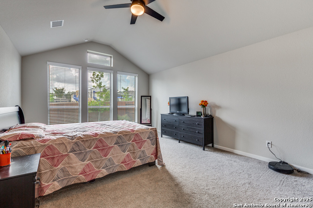 Image 17 of 23 For 1607 Hallettsville