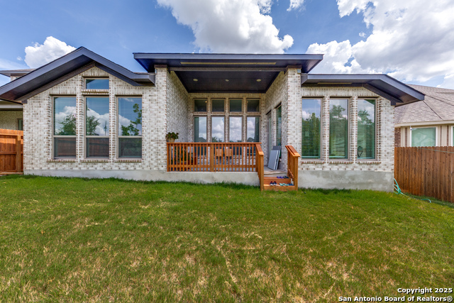 Image 22 of 23 For 1607 Hallettsville