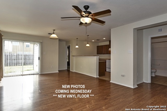 Image 3 of 29 For 10142 Dixon Wood