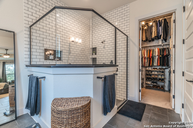 Image 26 of 48 For 419 Copper Sage Dr