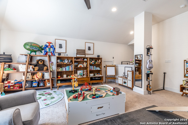 Image 37 of 48 For 419 Copper Sage Dr