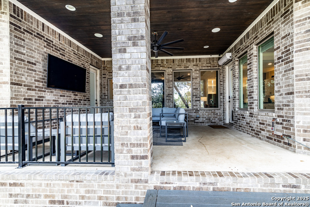 Image 42 of 48 For 419 Copper Sage Dr