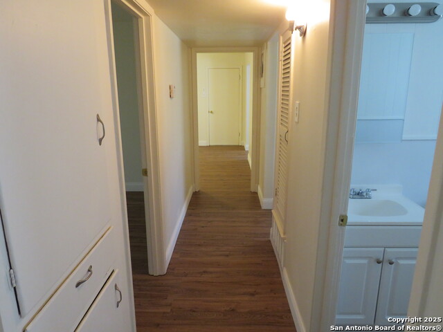 Image 10 of 19 For 419 Anton Dr