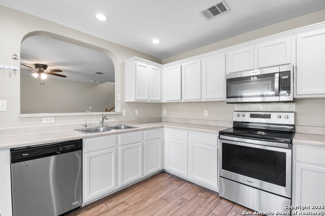 Image 13 of 38 For 14927 Wilmington