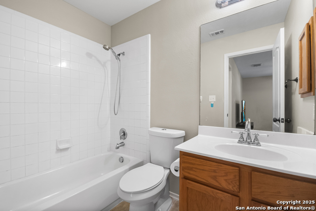 Image 24 of 38 For 14927 Wilmington