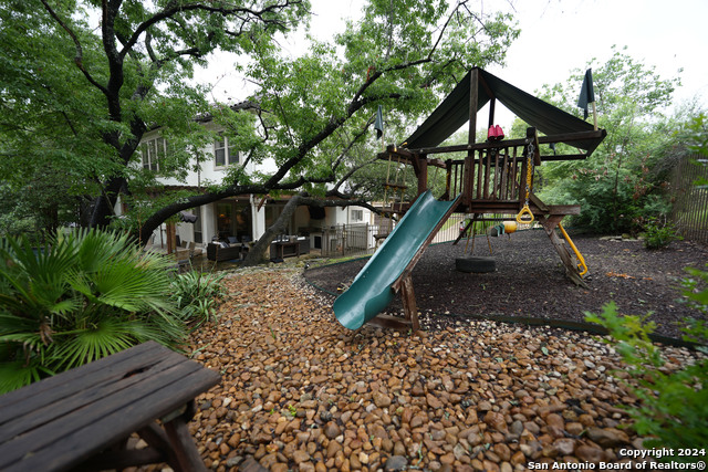 Listing photo id 41 for 20 Arnold Palmer