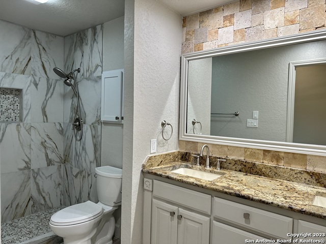 Listing photo id 9 for 8158 Raritan St