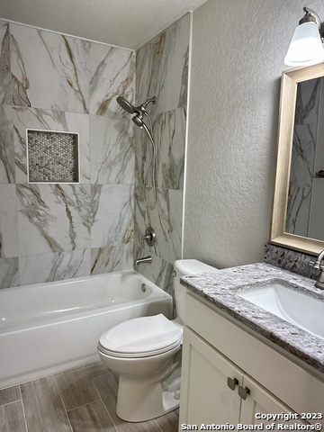 Listing photo id 7 for 8158 Raritan St