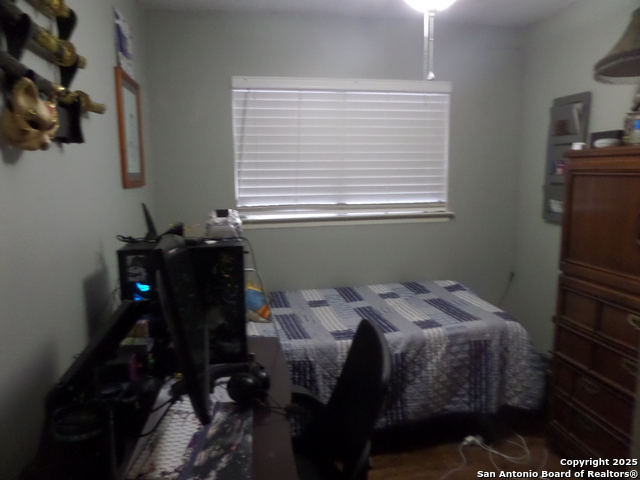 Image 12 of 18 For 8411 Forest Ridge