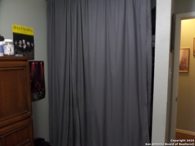 Image 13 of 18 For 8411 Forest Ridge