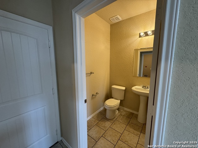 Listing photo id 8 for 831 Lee Trevino