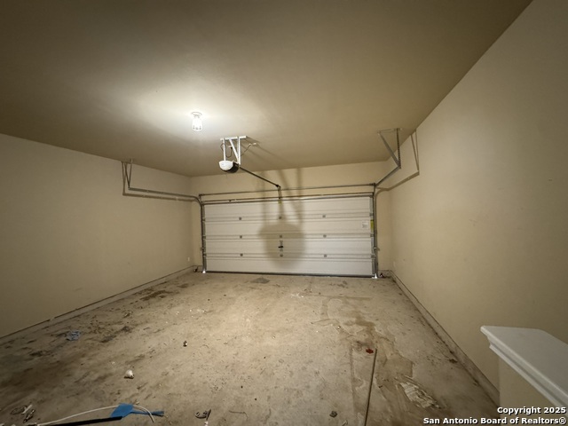 Listing photo id 9 for 831 Lee Trevino