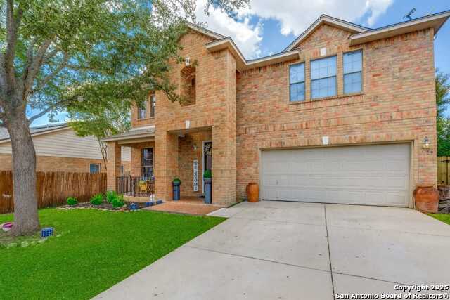 Listing photo id 0 for 209 Springtree Pkwy