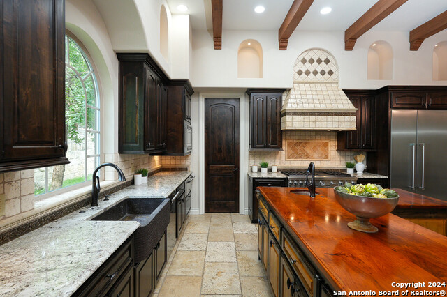 Image 14 of 48 For 139 Palmilla Ct