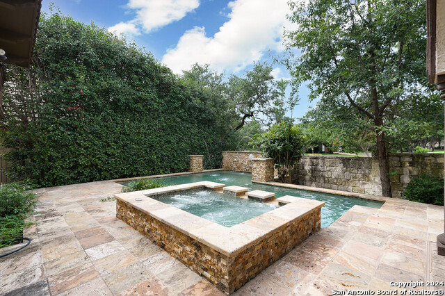 Image 40 of 48 For 139 Palmilla Ct