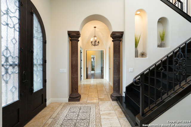 Image 5 of 48 For 139 Palmilla Ct
