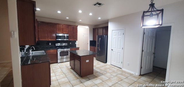 Image 4 of 7 For 10131 Caspian Ledge