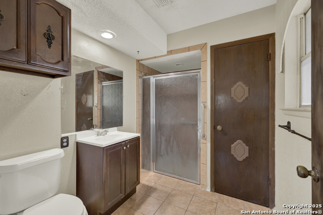 Image 24 of 50 For 255 Brehm Ln