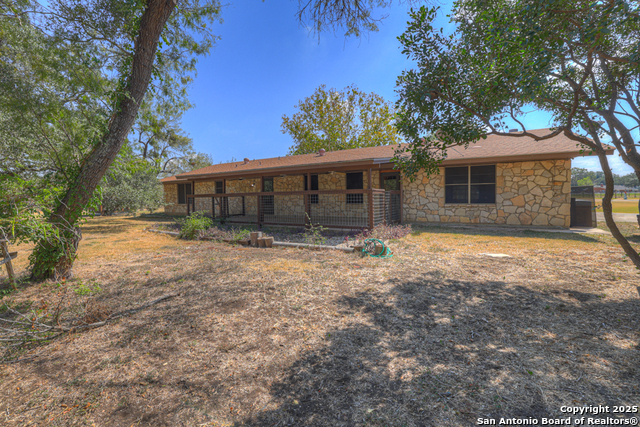 Image 36 of 50 For 255 Brehm Ln