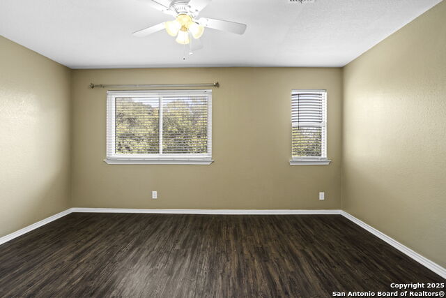 Image 19 of 28 For 14114 Touch Gold