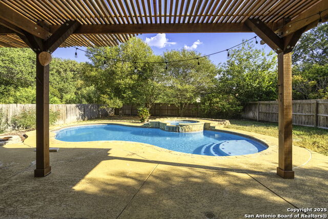 Image 25 of 28 For 14114 Touch Gold