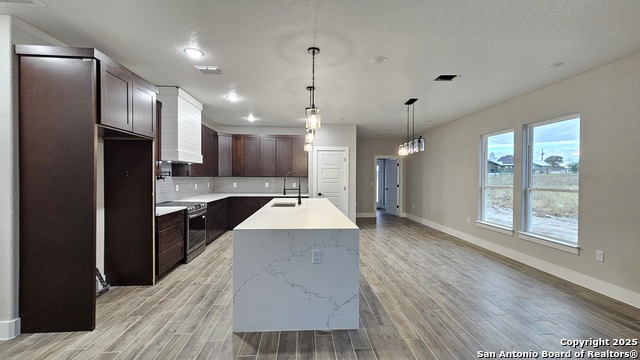 Image 11 of 44 For 174 Pine Valley