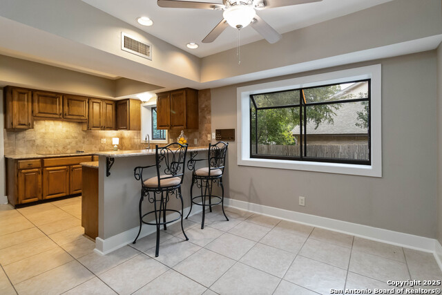 Listing photo id 20 for 327 Twisted Wood