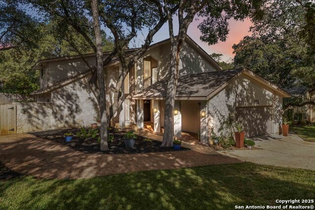 Listing photo id 2 for 327 Twisted Wood