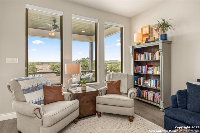 Listing photo id 10 for 126 Ocotillo