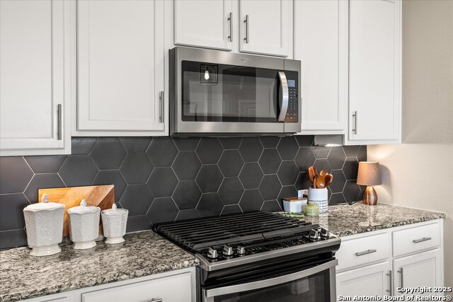 Listing photo id 19 for 126 Ocotillo