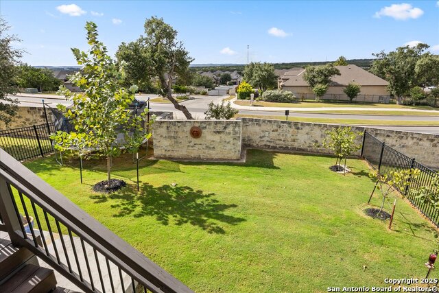 Listing photo id 32 for 126 Ocotillo