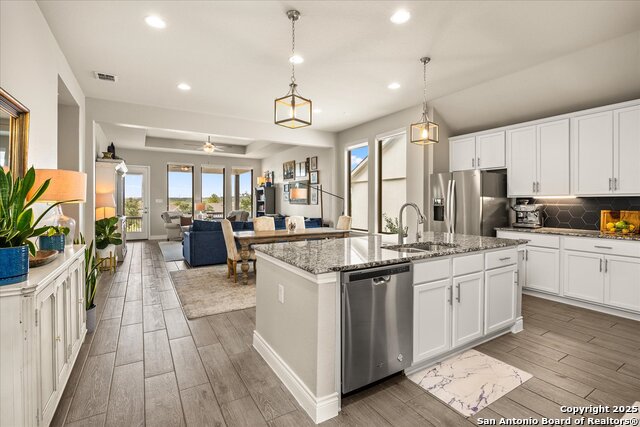 Listing photo id 6 for 126 Ocotillo