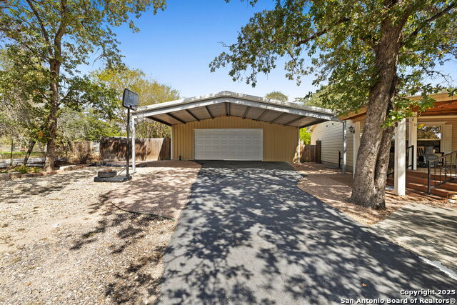 Image 2 of 41 For 197 Mil Encinos