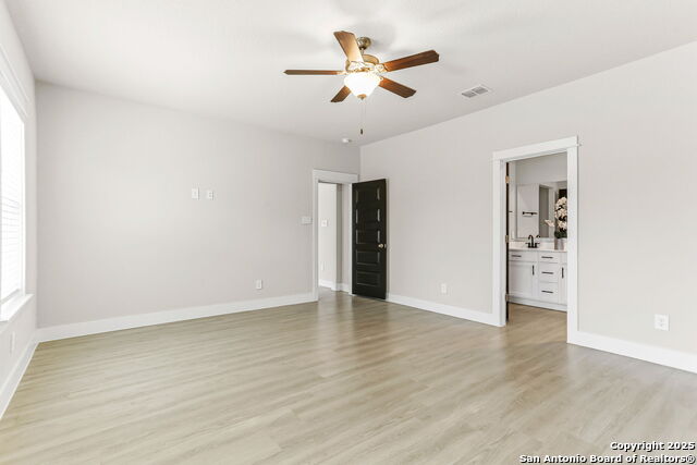 Listing photo id 13 for 13012 Heathers Sun