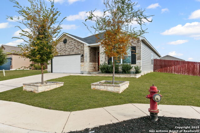 Listing photo id 1 for 13012 Heathers Sun