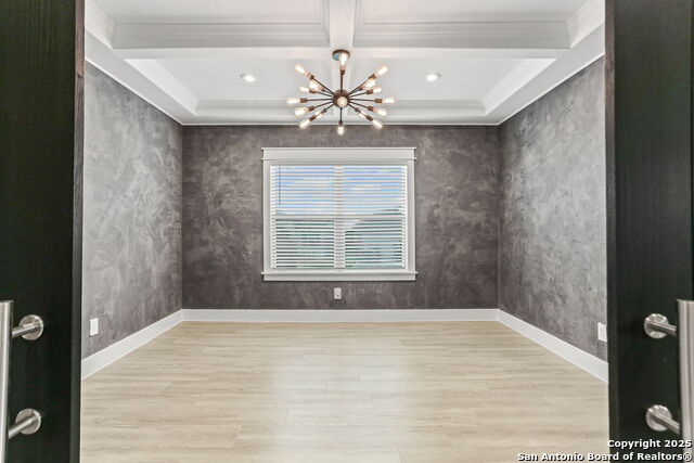 Listing photo id 3 for 13012 Heathers Sun