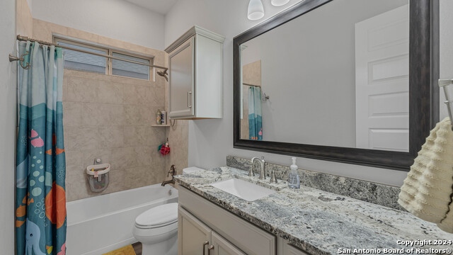 Listing photo id 4 for 222 Sigel Ave