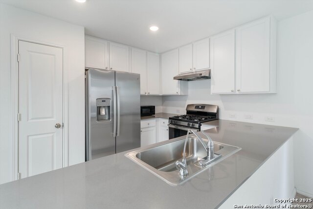 Image 10 of 24 For 10929 Presa Way