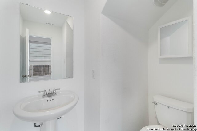 Image 13 of 24 For 10929 Presa Way